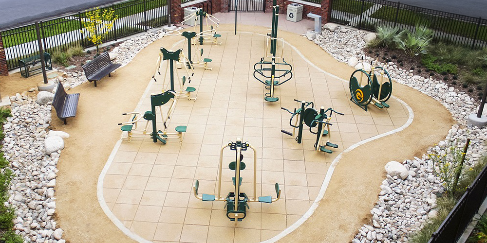 Functional fitness rig at a resort