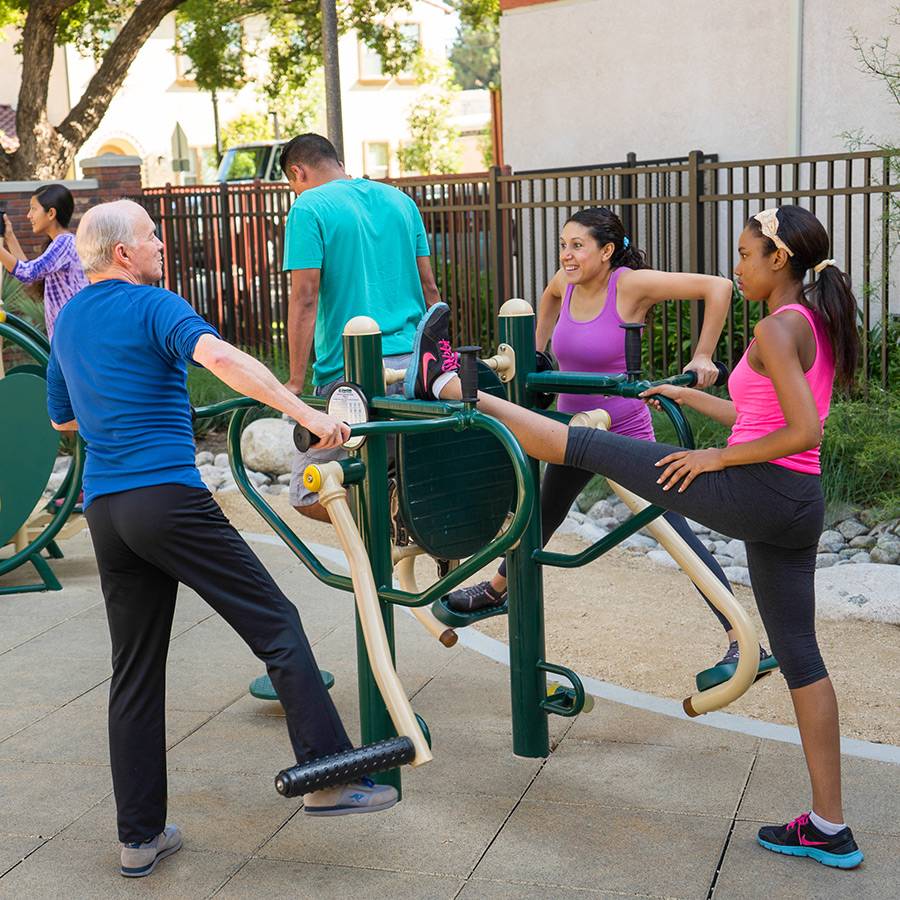 4-Person Lower Body Combo
